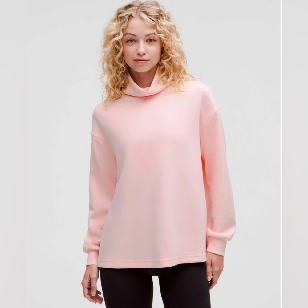 NWOT Lululemon Softstreme Funnel-Neck Long Pullover